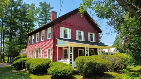 151 N Main St, Deerfield, MA 01342