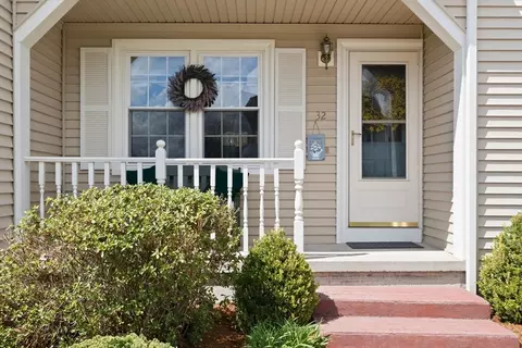 32 Dolly Dr, Worcester, MA 01604 photo 4