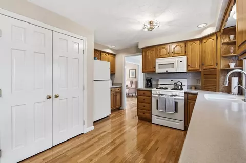 32 Dolly Dr, Worcester, MA 01604 photo 10