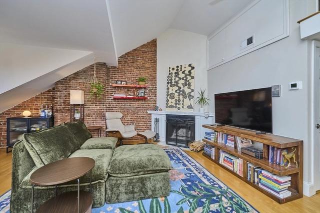 683 Massachusetts Ave #5, Boston, MA 02118