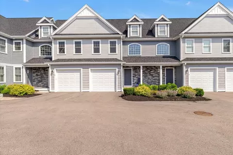 80 Lebaron Blvd #7, Lakeville, MA 02347