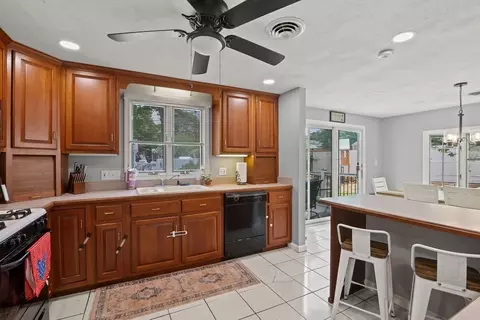 27 Alden Rd, Wareham, MA 02571 photo 9