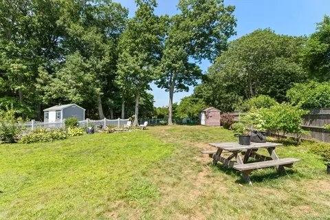 Exterior - 5 Paradise Rd, Beverly, MA 01915 photo 6 of 7