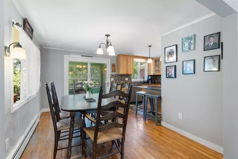 Dining - 5 Paradise Rd, Beverly, MA 01915 photo 3 of 4