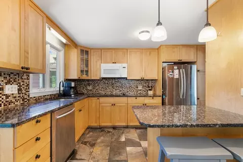 Kitchen - 5 Paradise Rd, Beverly, MA 01915 photo 1 of 4