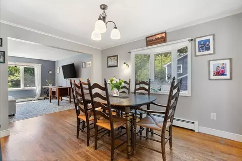 Dining - 5 Paradise Rd, Beverly, MA 01915 photo 1 of 4