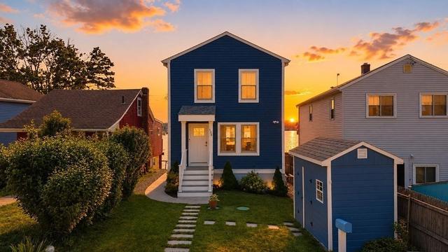 158 Ocean Vw, Swansea, MA 02777