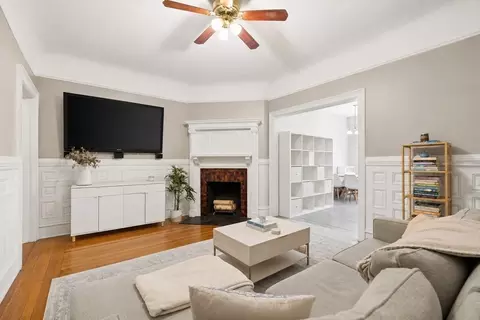 259 Beacon St #23, Boston, MA 02116