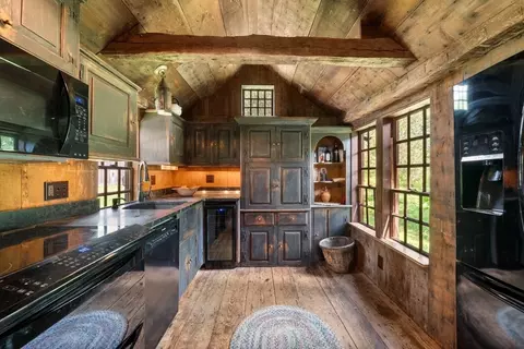 Kitchen - 11 Lincoln St, Gloucester, MA 01930 photo 1 of 2