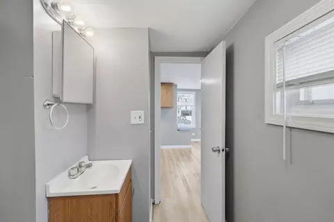 Bath - 415 Anthony St, Fall River, MA 02720 photo 1 of 3