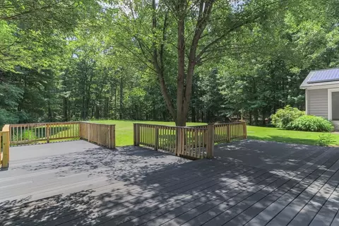 Exterior - 4 Upton St, Dunstable, MA 01827 photo 8 of 8