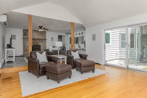 Living - 4 Upton St, Dunstable, MA 01827 photo 4 of 6