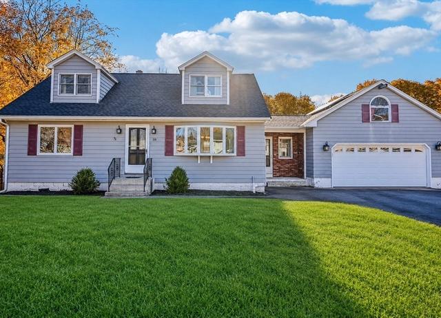 38 Raven Rd, Dracut, MA 01826