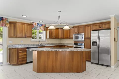 Kitchen - 1507 E Mountain Rd, Westfield, MA 01085 photo 1 of 3