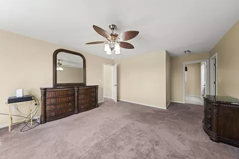 Bedroom - 1507 E Mountain Rd, Westfield, MA 01085 photo 6 of 6