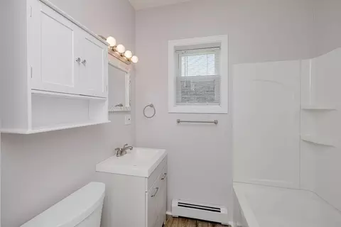 Bath - 154 Mott St, Fall River, MA 02721 photo 1 of 3