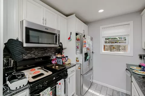 Kitchen - 154 Mott St, Fall River, MA 02721 photo 3 of 5