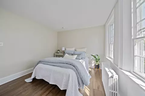 Bedroom - 196 South St #A, Hingham, MA 02043 photo 3 of 3