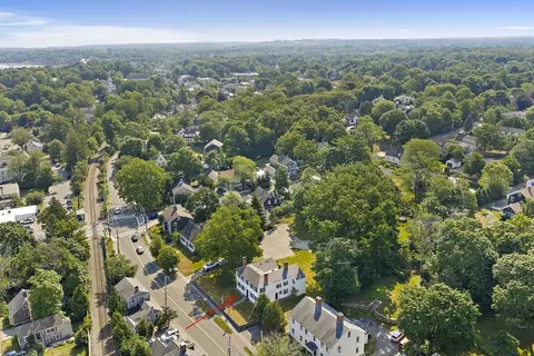 View/Area - 196 South St #A, Hingham, MA 02043 photo 2 of 10