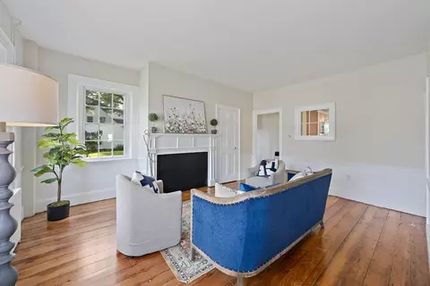 Living - 196 South St #A, Hingham, MA 02043 photo 5 of 5