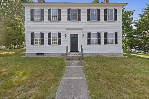 Exterior - 196 South St #A, Hingham, MA 02043 photo 1 of 3