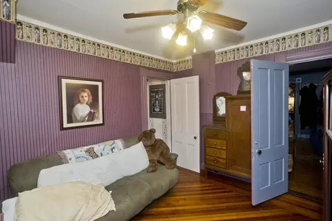 Bedroom - 2 Crescent Hl, Springfield, MA 01105 photo 4 of 4