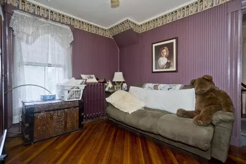Bedroom - 2 Crescent Hl, Springfield, MA 01105 photo 3 of 4