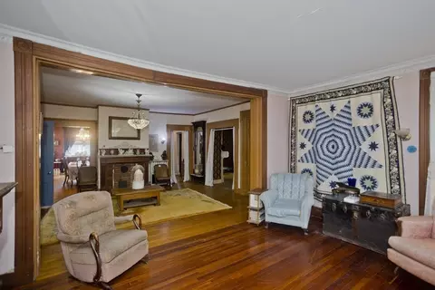 Living - 2 Crescent Hl, Springfield, MA 01105 photo 4 of 7