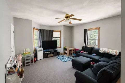 552 Alden St, Fall River, MA 02723 photo 9