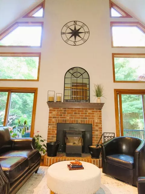 Living - 14 Circle Dr, Dudley, MA 01571 photo 1 of 3