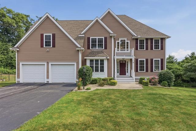 8 Victoria Cir, Shrewsbury, MA 01545