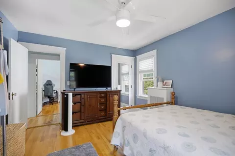 Bedroom - 52 Eagle Rd, Worcester, MA 01605 photo 2 of 5