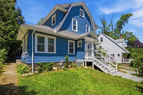 Exterior - 52 Eagle Rd, Worcester, MA 01605 photo 2 of 10