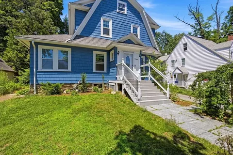 Exterior - 52 Eagle Rd, Worcester, MA 01605 photo 3 of 10