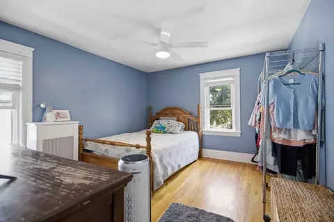 Bedroom - 52 Eagle Rd, Worcester, MA 01605 photo 1 of 5