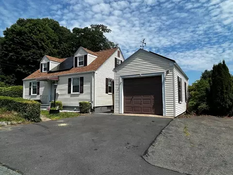 23 Guild Rd, Beverly, MA 01915 photo 2