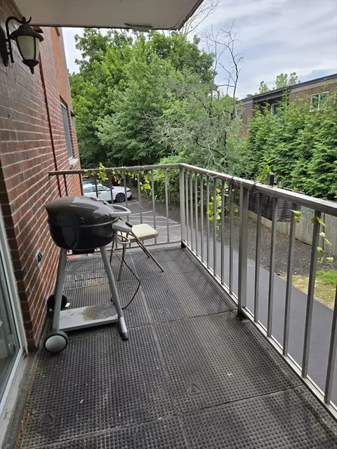 Exterior - 31 Hamlin Ln #B24, Needham, MA 02492 photo 2 of 2
