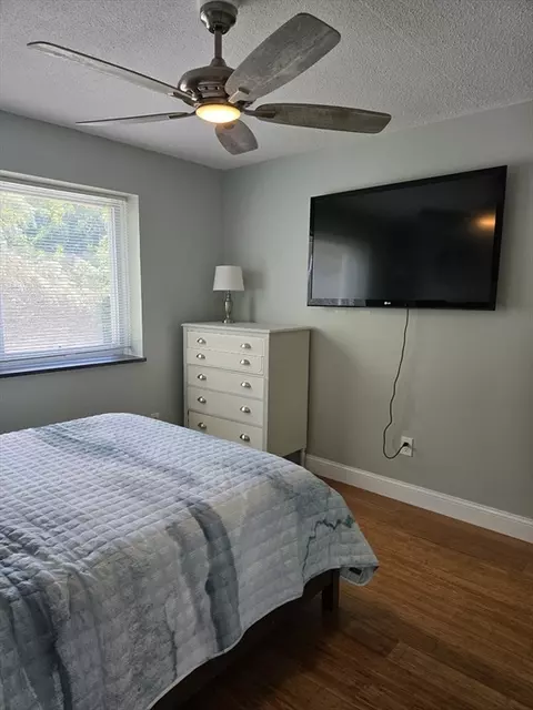 Bedroom - 31 Hamlin Ln #B24, Needham, MA 02492 photo 5 of 8