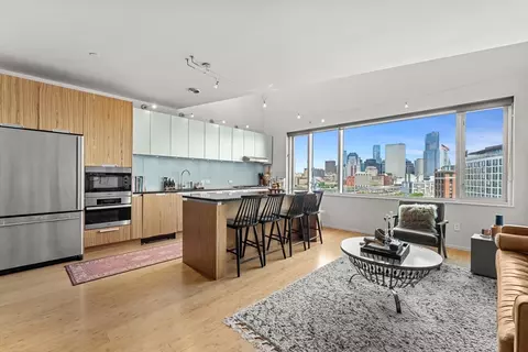 141 Dorchester Ave #711, Boston, MA 02127