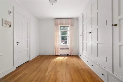 Bedroom - 43 Monadnock Rd, Wellesley, MA 02481 photo 1 of 9