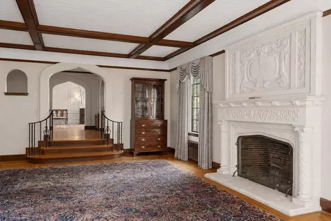 Living - 43 Monadnock Rd, Wellesley, MA 02481 photo 2 of 7