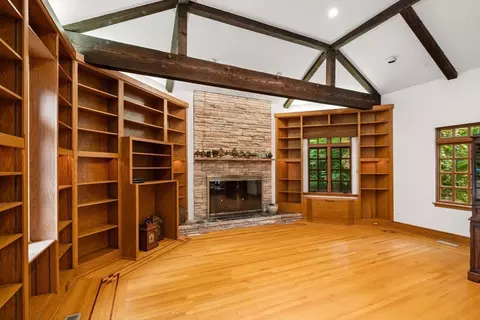 Living - 43 Monadnock Rd, Wellesley, MA 02481 photo 5 of 7