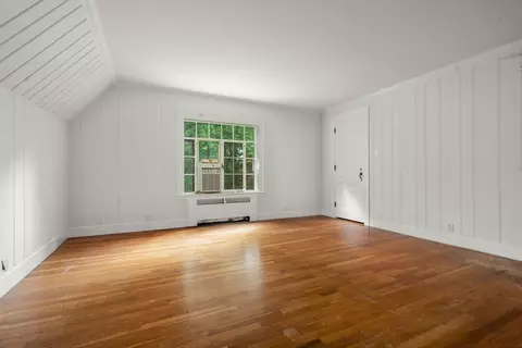 Bedroom - 43 Monadnock Rd, Wellesley, MA 02481 photo 7 of 9
