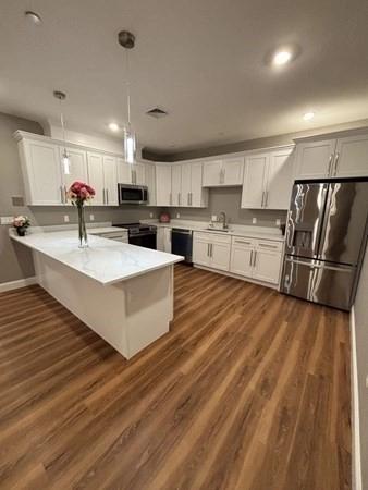 13 Nahant St #4B, Lynn, MA 01902