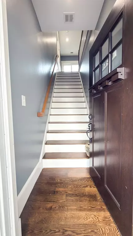 Entry Way - 4 High St Ter #2, Everett, MA 02149 photo 5 of 6