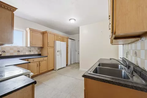 Kitchen - 18 Keith St, Springfield, MA 01108 photo 1 of 3