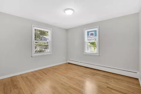Bedroom - 85 Bircham St, Springfield, MA 01104 photo 3 of 7