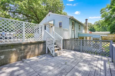 Exterior - 85 Bircham St, Springfield, MA 01104 photo 4 of 8