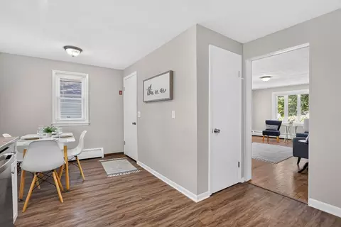 Entry Way - 85 Bircham St, Springfield, MA 01104 photo 1 of 1