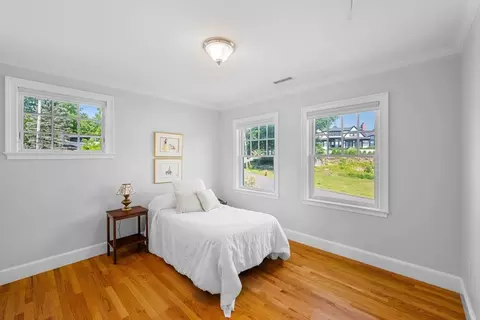 Bedroom - 89 Gale Rd, Swampscott, MA 01907 photo 3 of 4